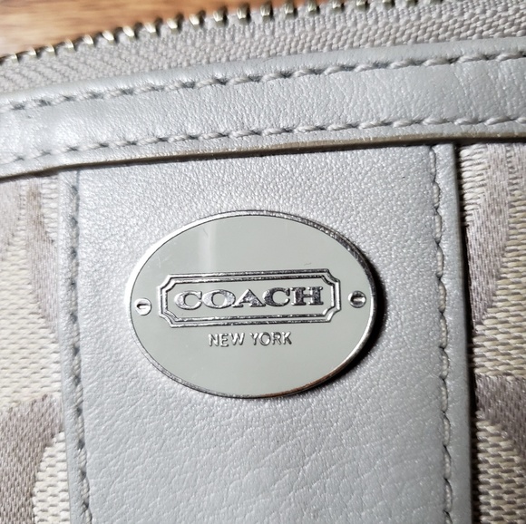 Silver Coach Wristlet/Wallet - Picture 3 of 8